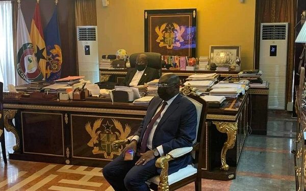 Akufo-Addo, Bawumia watch Election Petition Verdict together