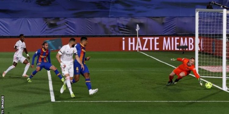 Real Madrid top La Liga table after beating Barcelona