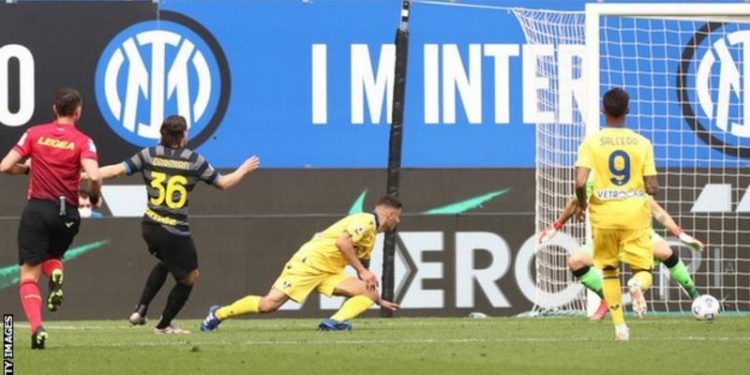 Inter Milan moves closer to first title since 2010