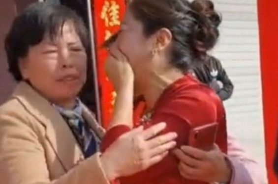 Woman finds out on son’s wedding day bride is her long-lost daughter