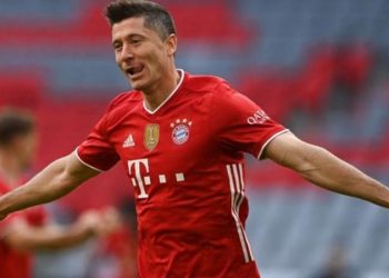 Bayern Munich win Bundesliga as Dortmund beat Leipzig