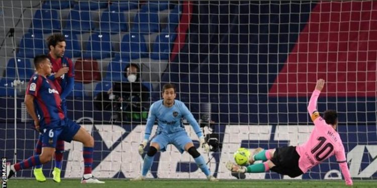 Barcelona miss chance to go top of La Liga table