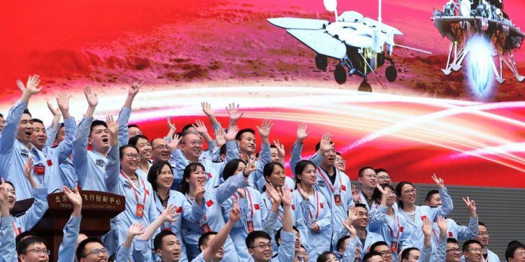 China lands its Zhurong rover on Mars