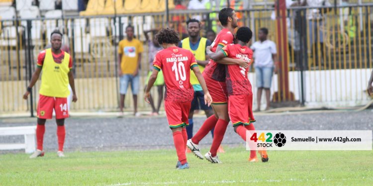 Kotoko beat Dreams to return to top of league table