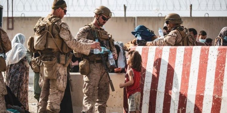 Afghanistan: US aims to complete evacuations by deadline