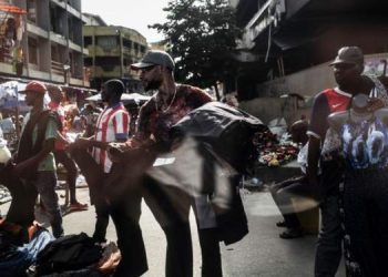 Nigerian city bans beggars and hawkers