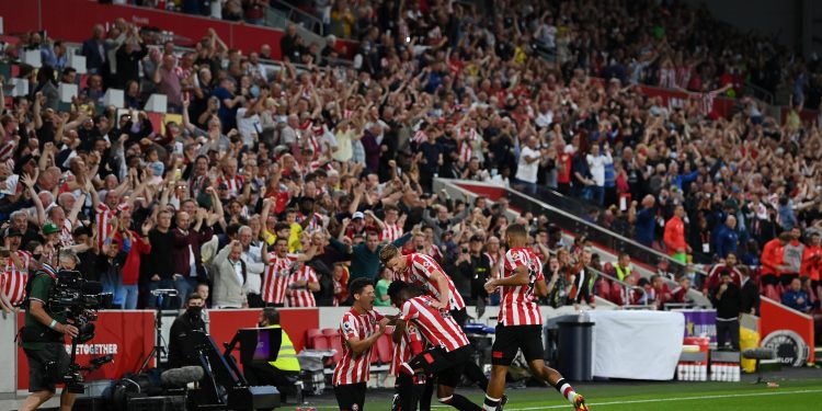 Brentford stun Arsenal in front of jubilant home crowd