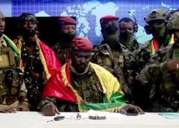 Guinea: Soldiers claim to seize power from Alpha Condé