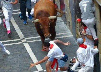 Man dies during bull-running event in Spanish city of Onda