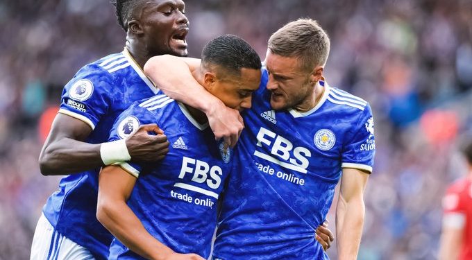 Leicester City fightback to win and end Man United’s long unbeaten away record