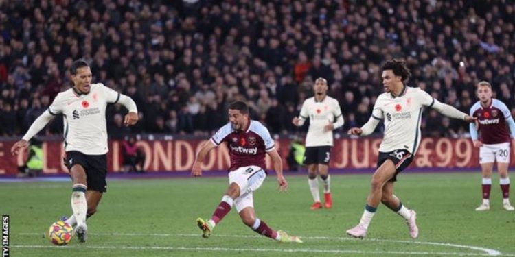 West Ham stun Liverpool to go third