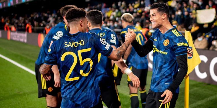 Man United beat Villareal to reach Champions League last 16