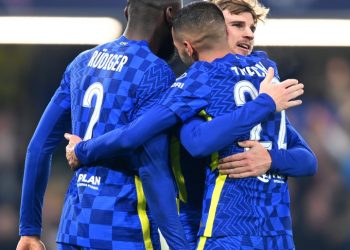 Chelsea thrash Juventus to reach Champions League last 16