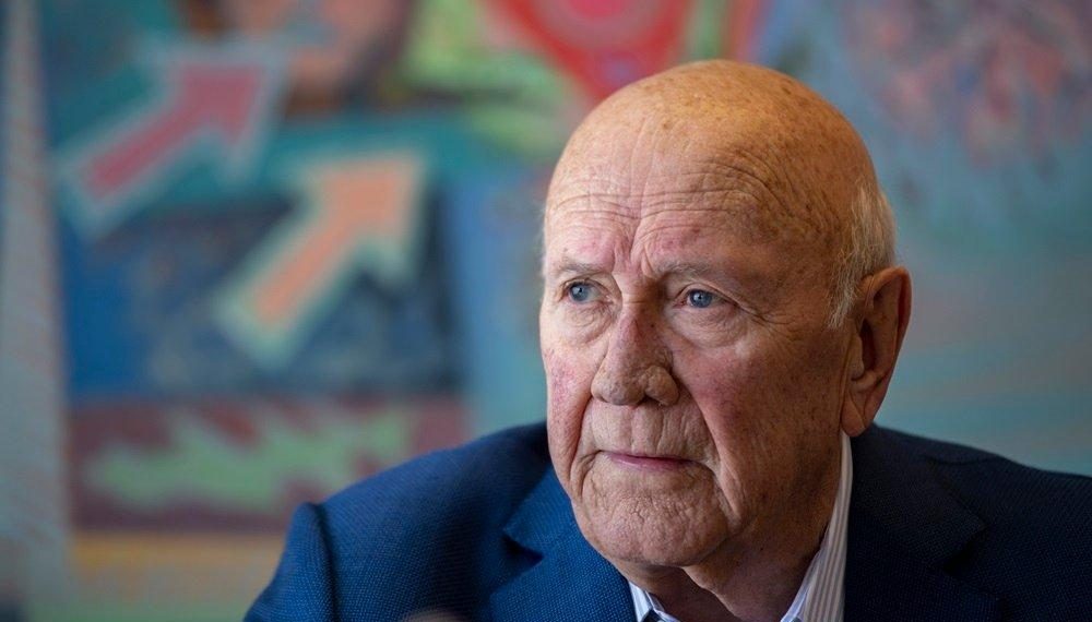 Former South African President FW de Klerk dies at 85