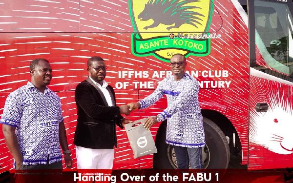 Asante Kotoko new bus arrives in Kumasi after unveiling
