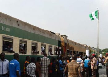 Gunmen attack Nigeria train with nearly 1,000 passengers