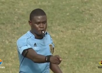 Video: Soldiers protect referee Yao Bless and his assistants from being attacked by Kotoko fans