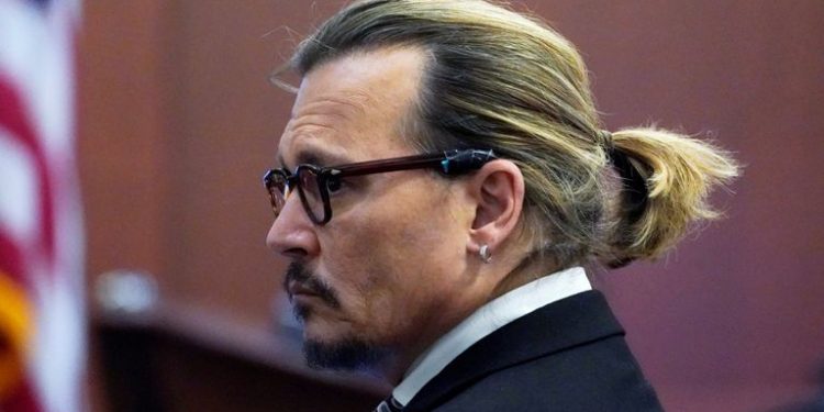 Johnny Depp v Amber Heard: Actor says he never hit a woman
