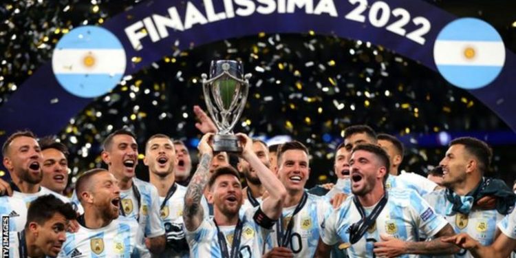 Argentina beat Italy to lift Finalissima trophy
