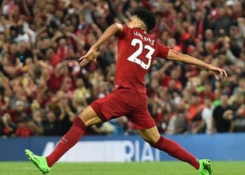 Nunez off for headbutt before Diaz rescues point for Liverpool against Palace