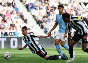 Newcastle and Man City draw six-goal thriller