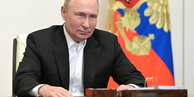 Putin orders 10% boost in Russian troop numbers