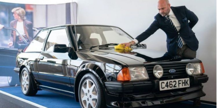 Princess Diana’s Ford Escort sells for £650K at auction