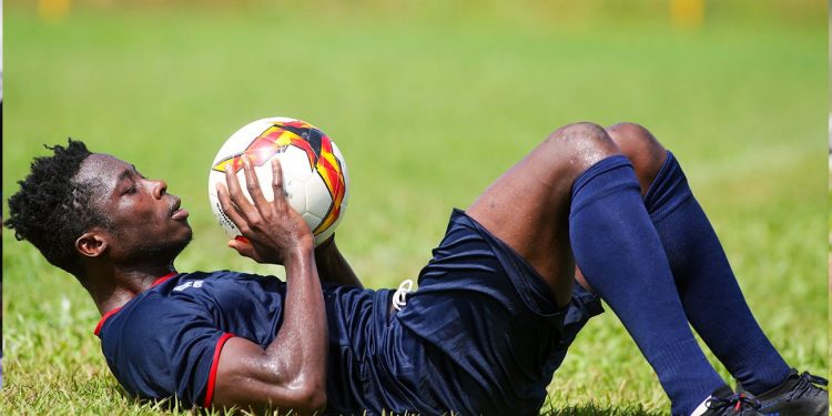 Big Boost for Asante Kotoko as Justice Blay resumes training