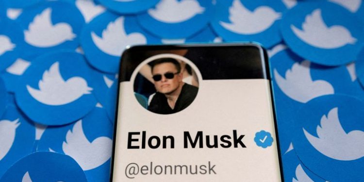 Elon Musk dissolves Twitter’s board of directors