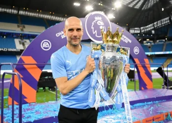 Manchester City: Pep Guardiola signs contract extension to 2025
