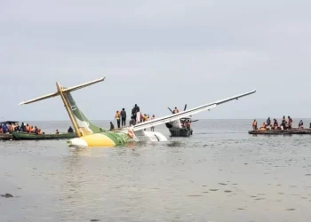 Tanzanian Precision Air plane crashes into Lake Victoria