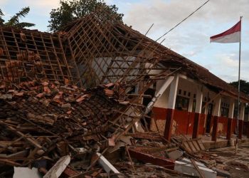 Indonesia: Java quake kills 162 and injures hundreds