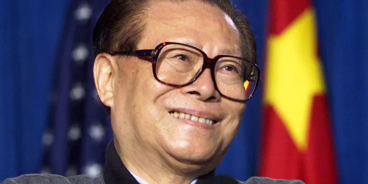 Jiang Zemin: Former Chinese leader dies aged 96