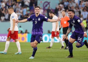 Qatar 2022: Argentina top group as Poland through on goal difference
