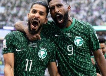 Qatar 2022: Argentina fall to Saudi Arabia