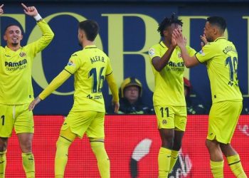 Real Madrid miss chance to go top with loss at Villarreal