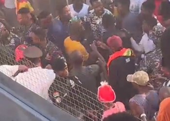 Video: Kotoko officials attacked at Ayinase