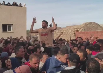 Tunisian football dies after setting himself on fire