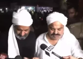 Former Indian MP and brother shot dead live on TV