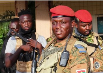 Burkina Faso expels two journalists working for French newspapers