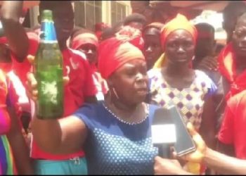 Parents threaten to curse WAEC officials for canceling their children’s exams papers