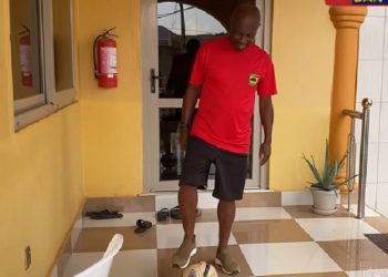 Watch the impressive ball juggling skills of 62-year-old Kotoko legend Opoku Nti