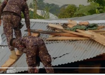 Police destroy ‘wee ghettos’ at Bibiani