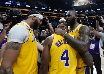 NBA play-offs: Los Angeles Lakers eliminate Golden State Warriors while Miami Heat progress