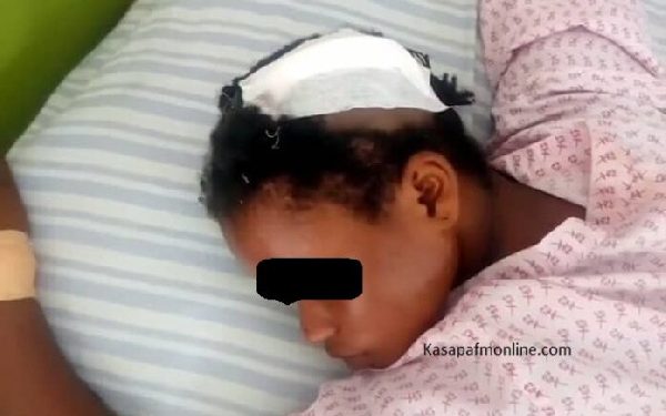 Woman stabbed by boyfriend after threatening to break up with him