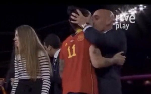 Spanish FA boss under-fire for kissing World Cup winner on live TV