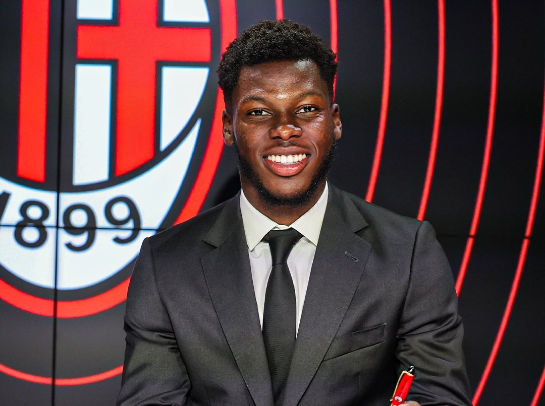 New AC Milan Player Yunus Musah Showcases Ghanaian Heritage In ...