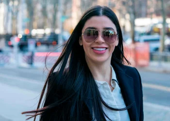 Emma Coronel Aispuro, wife of El Chapo Guzmán released from prison