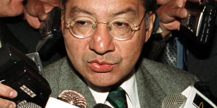 Ex-US ambassador Victor Manuel Rocha charged over spying for Cuba