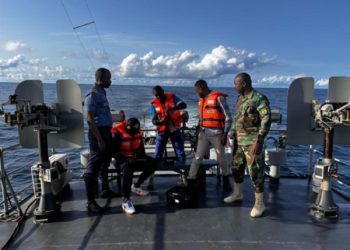 Ghana Navy intercepts canoe loaded with suspected narcotics